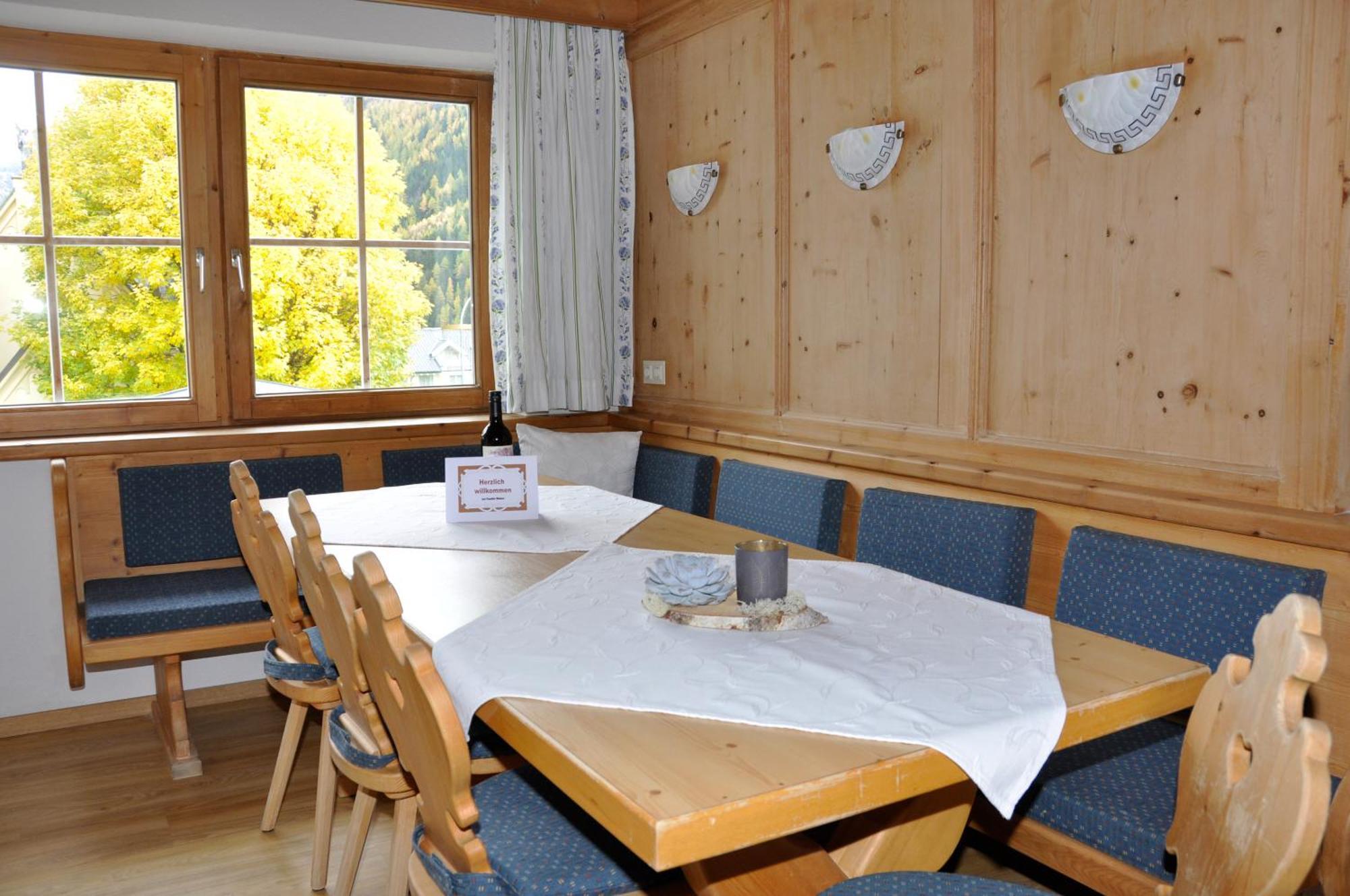 Saffretta Ferienwohnungen Ischgl Exterior photo